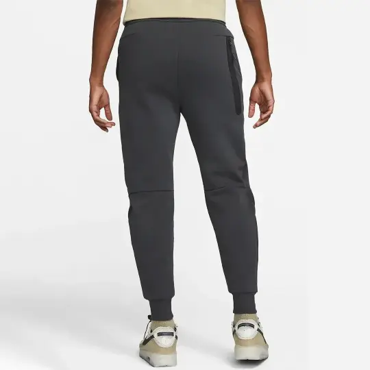 Tech Fleece Joggers Dark Smoke GreySafety Orange - 3
